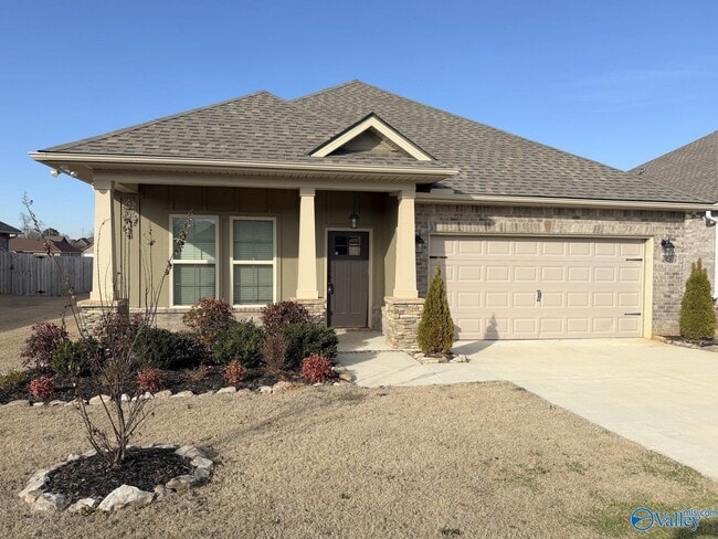 Building Photo - 24057 Quints Dr