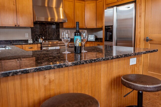 Building Photo - Immaculate Spanish Peaks Condo with Hot Tub & Pool Access