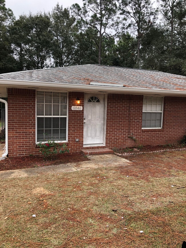 Primary Photo - 6846 Roundup Ln