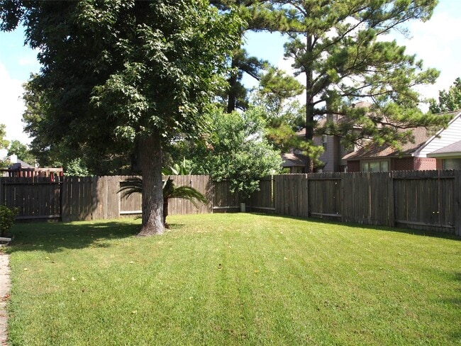 Building Photo - 20838 Kings Clover Ct