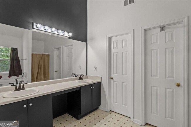 Building Photo - 285 Cascade Rise Ct SW