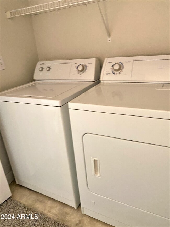 Building Photo - 4465 E Paradise Vlg Pkwy S