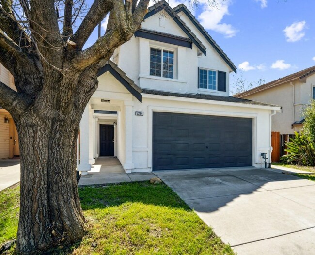 Building Photo - Stunning 3 Bed, 2.5 Bath in Antioch