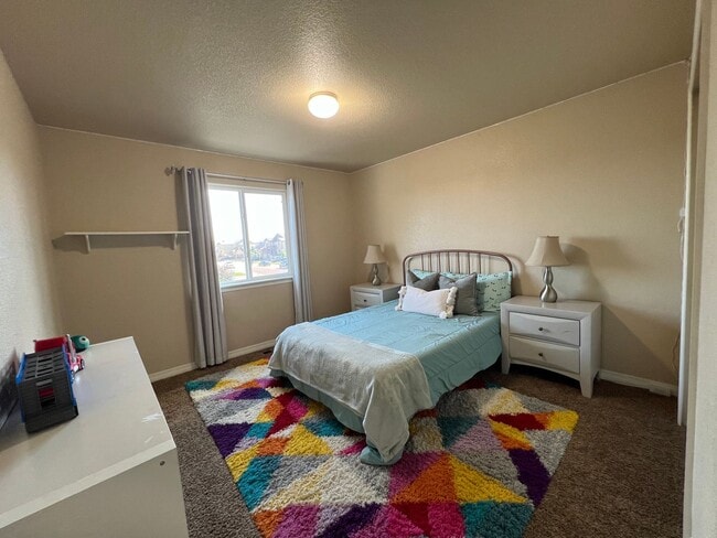 Building Photo - Beautiful 4 Bedroom Home in Meridian Ranch