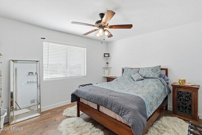 Building Photo - 3850 E Mountain Sky Ave