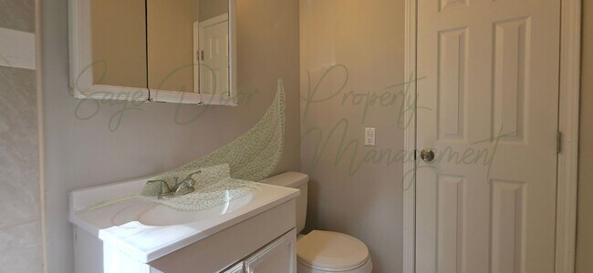 Building Photo - 5529-5531 Freeman Ct