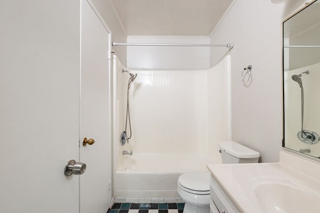Building Photo - 2 bed 1 bath unit in Hacienda Heights, CA 91745