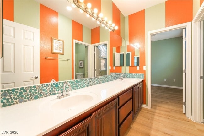 Building Photo - 62 Myrtle Springs Ct