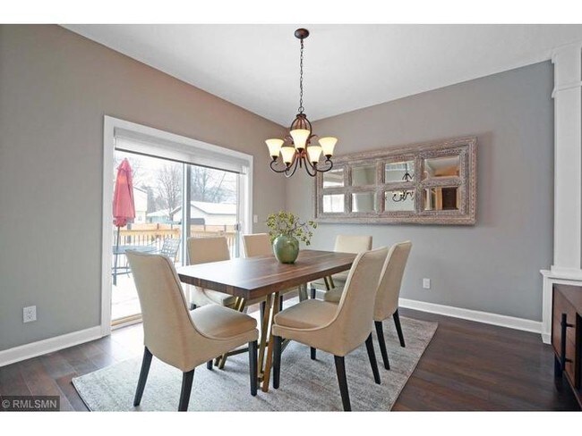 Building Photo - 3221 42nd Ave S