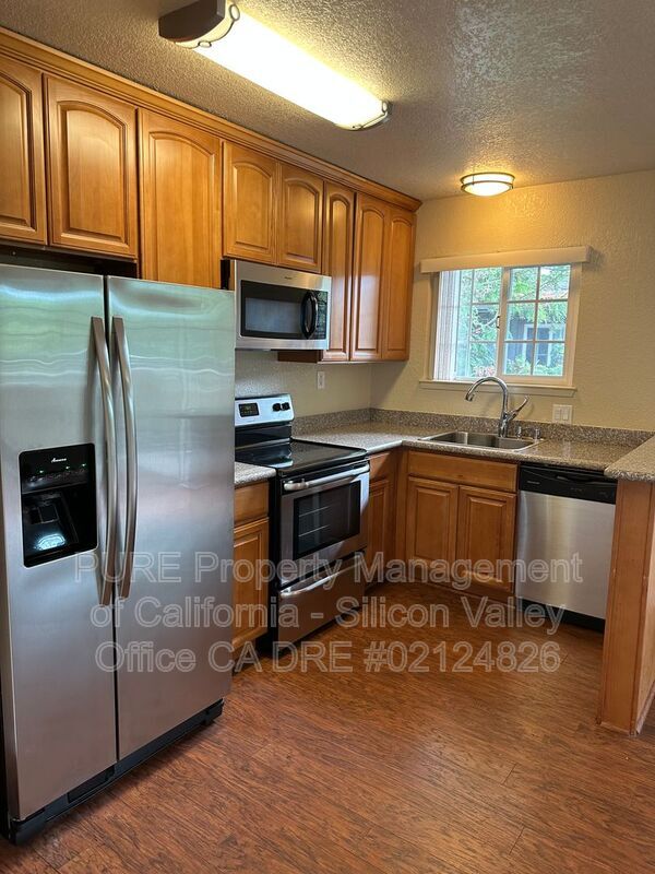 Primary Photo - 4658 W Campbell Ave