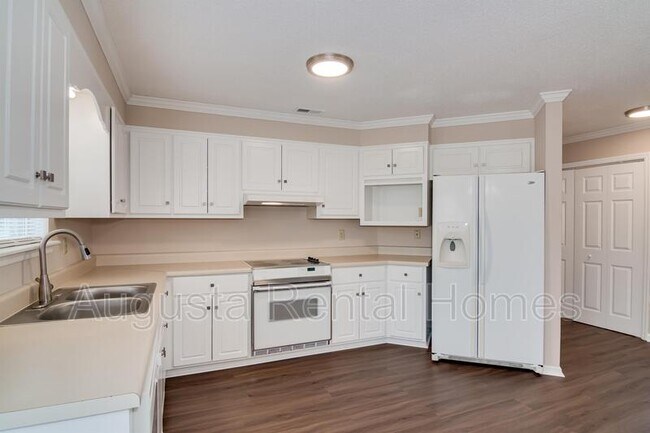 Building Photo - 766 Laurel Springs Ct