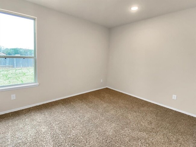 Building Photo - 12275 Lake Conroe Hills Dr