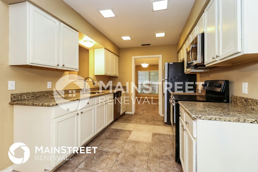 Building Photo - 1316 Spyglass Dr