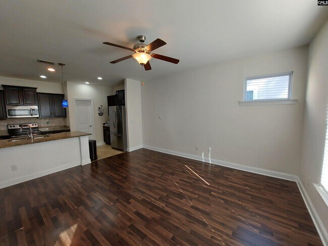 Building Photo - 203 Eagle Park Dr