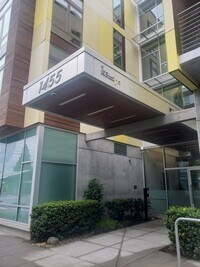 Building Photo - Furnished Condo in Overlook Neighborhood!