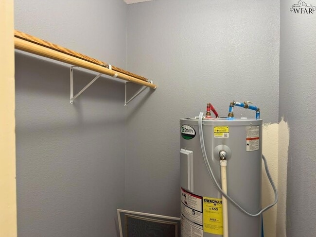 Building Photo - 2173 Ave J