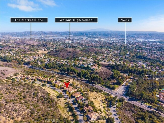 Building Photo - 19668 Three Oaks Ln