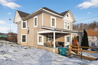 Building Photo - 388 Broaddus Ave