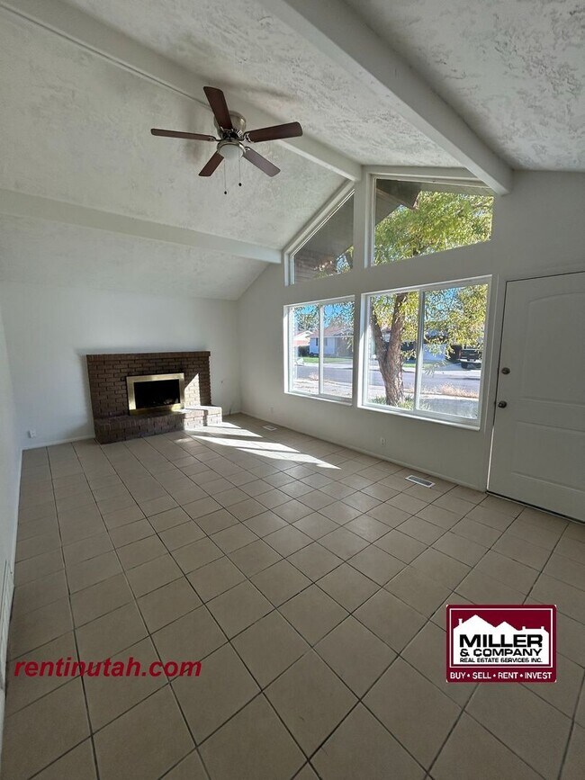 Building Photo - Nice Updated Home For Rent!