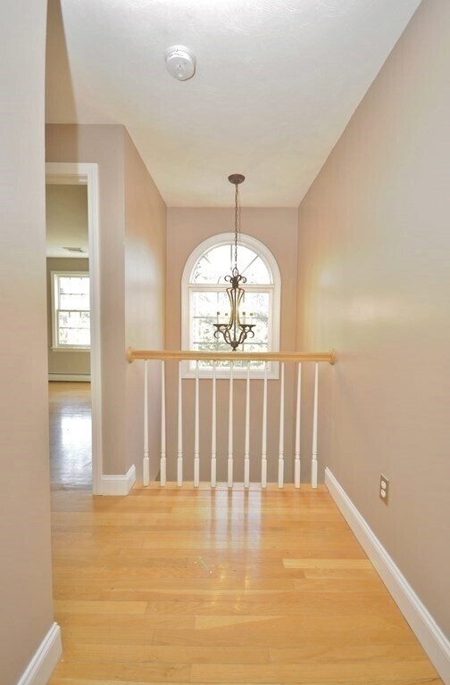 Building Photo - 8 Tiffany Rd