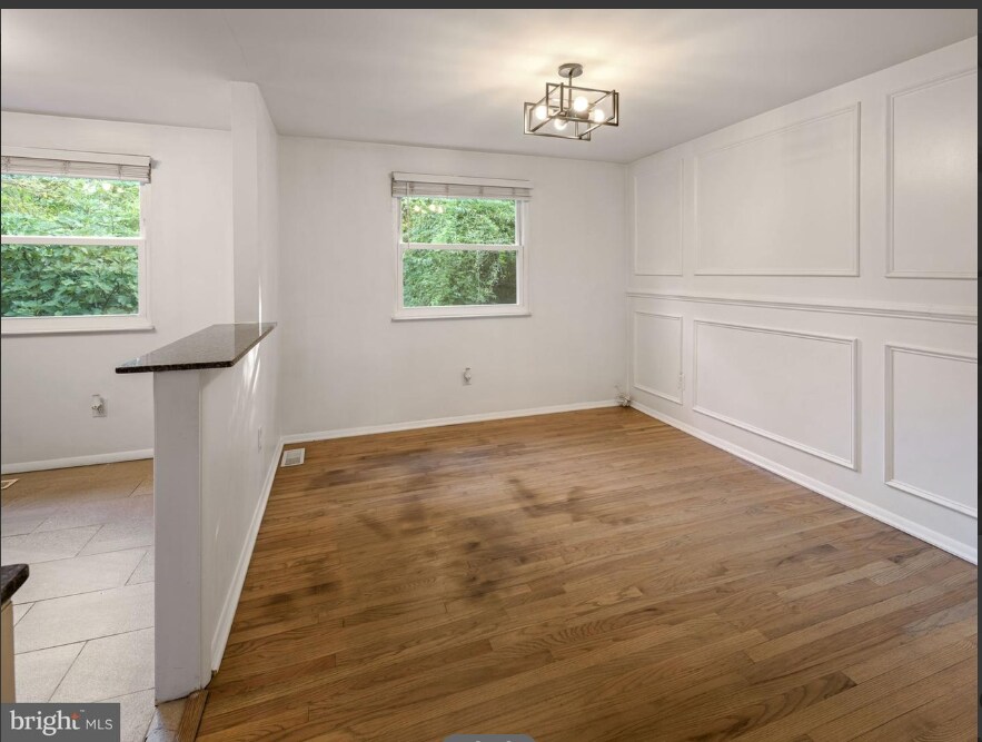 Building Photo - 5523 Inverness Woods Ct