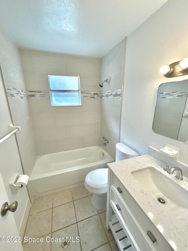 Building Photo - 401 Sea Horse Ave