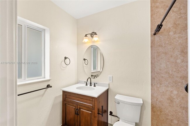 Building Photo - 140 Santander Ave