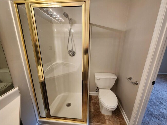 Building Photo - 1411 Keys Crossing Dr NE