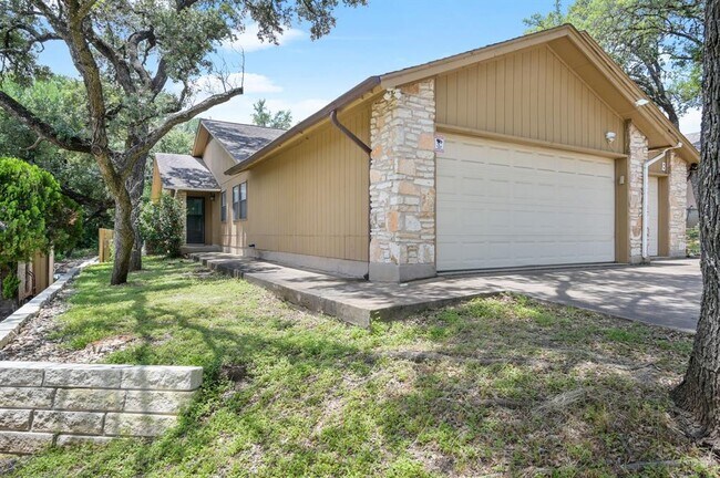 Building Photo - 2507 Dana Cove