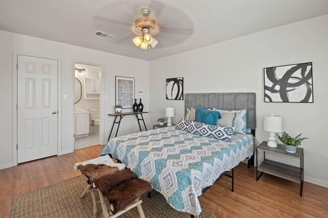 Building Photo - 4627 Senda Ln