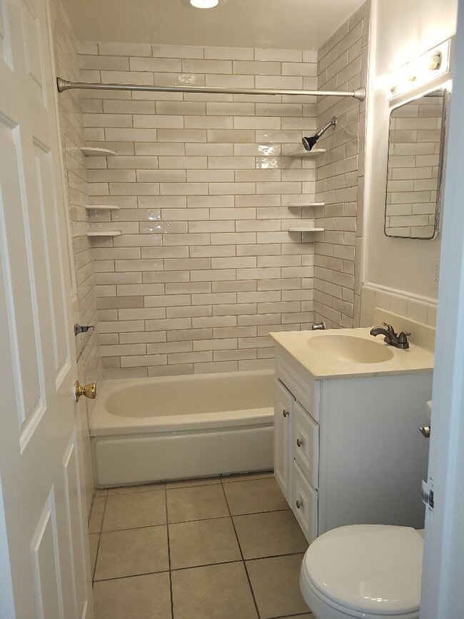 Building Photo - 5203 Allegheny St