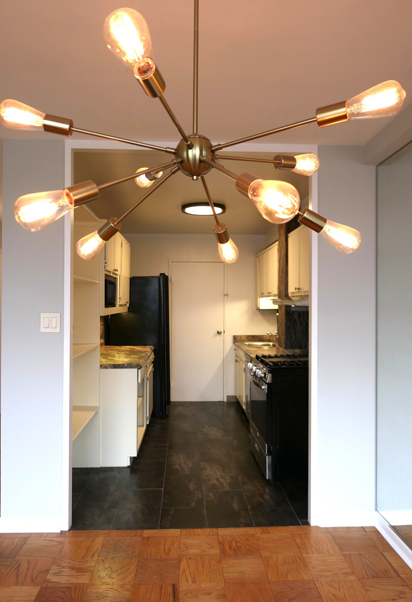 Building Photo - 6631 Wakefield Dr