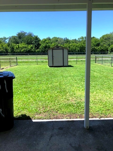 Building Photo - 1201 W 1st St