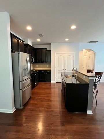 Building Photo - 7043 Woodsbay Lane