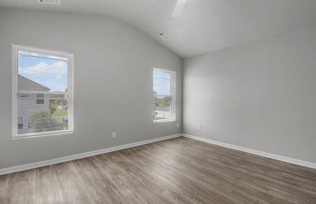 Building Photo - 306 Connor Ct