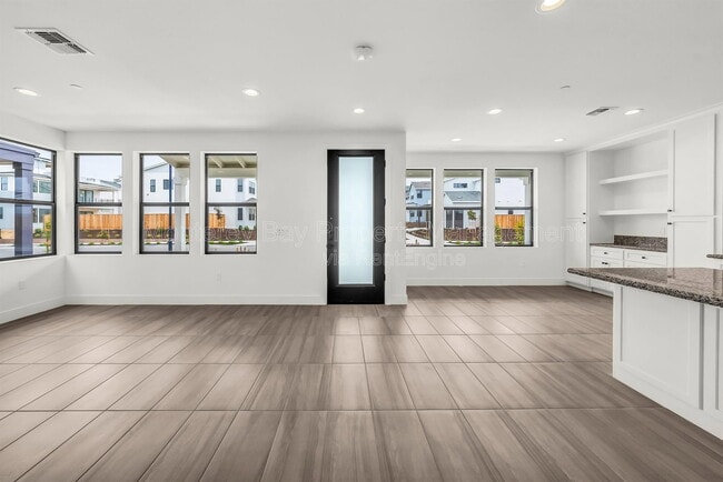 Building Photo - 111 Sea Shell Ave