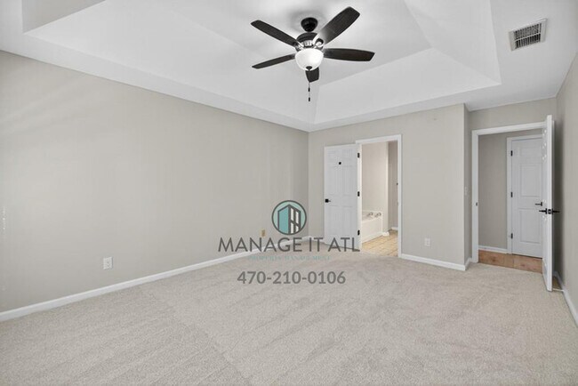 Building Photo - Meticulously maintained 3 Bedroom ranch ho...
