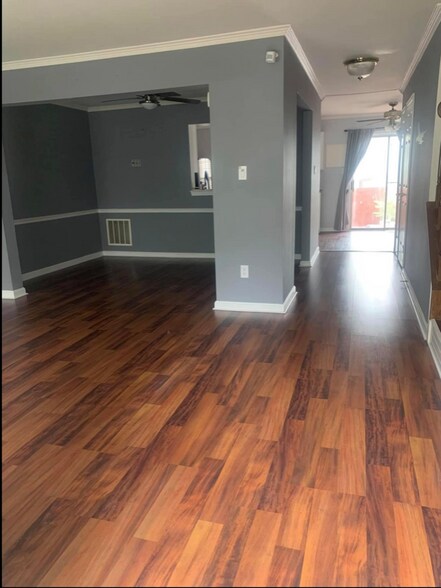 Building Photo - 6622 Sky Blue Ct