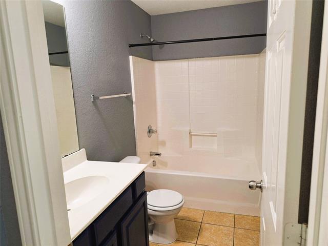 Building Photo - 812 Coppin Dr