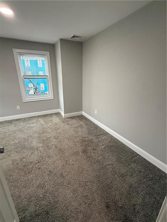 Building Photo - 25 Denison St