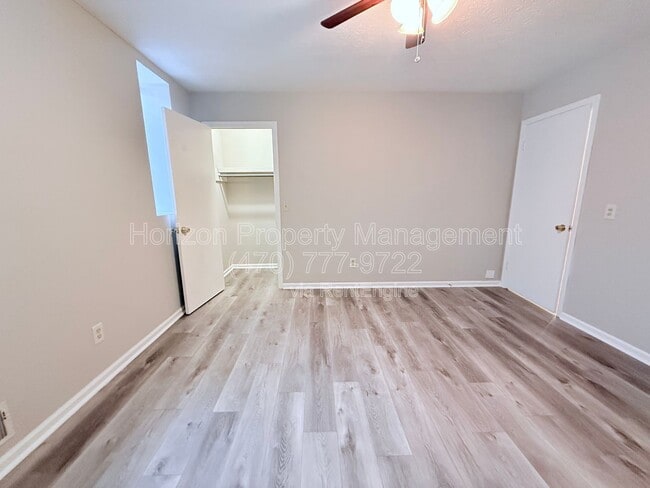 Building Photo - 5037 Top Cat Ct