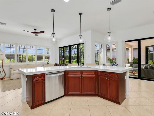 Building Photo - 7660 Cottesmore Dr