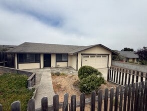 Building Photo - Seaside Home for RENT!!!