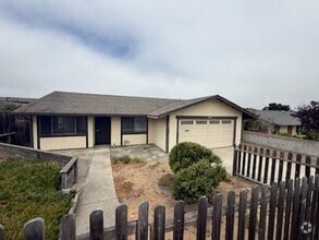 Building Photo - Seaside Home for RENT!!!