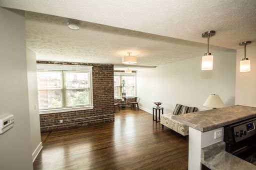 Building Photo - The Selma Apartments