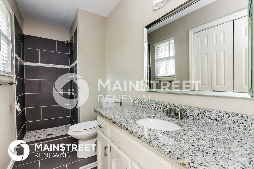 Building Photo - 121 E Remington Terrace