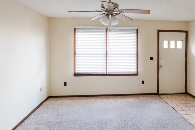 Building Photo - 1805 King College Rd