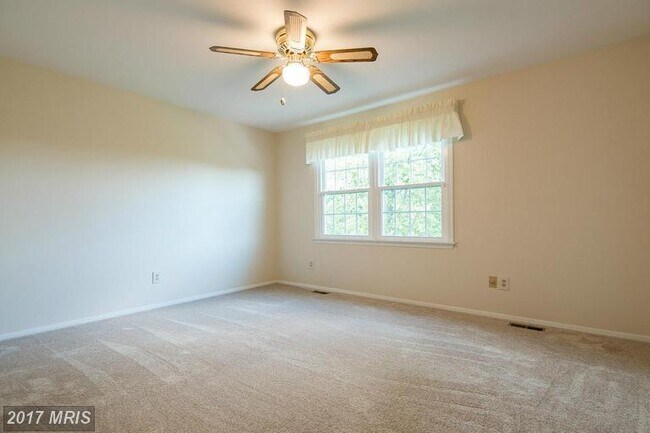 Building Photo - 3715 Valerie Carol Ct