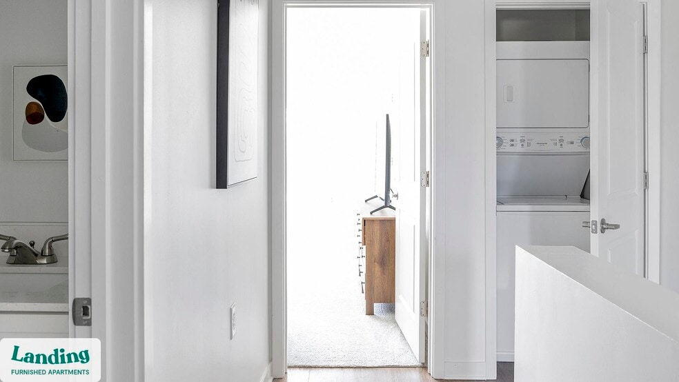 Building Photo - 2708 Old Lebanon Pike