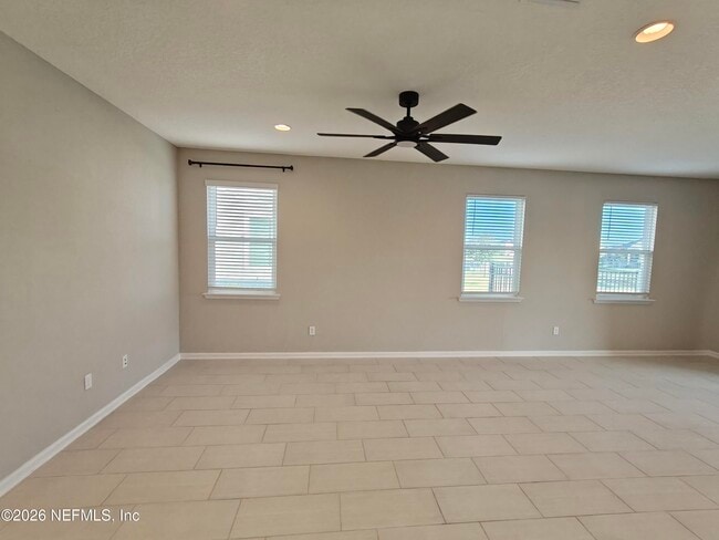 Building Photo - 1876 Amberly Dr